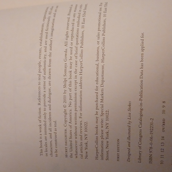 $4 Add-on "Secret Daughter" by Shilpi Somaya Gowda - Paperback Novel - Picture 7 of 8